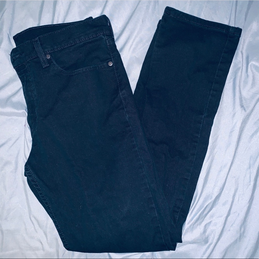 LEVIS Black Jeans